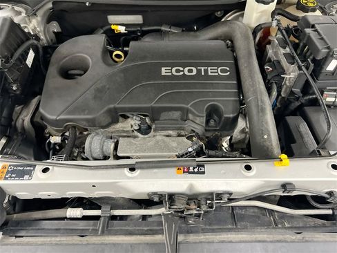 Used 2020 Chevrolet Equinox Premier image 24