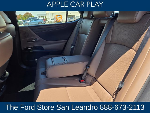 Used 2025 Lexus ES 300h w/ Premium Package FWD image 15