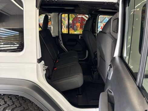 New 2025 Jeep Wrangler Willys AWD/4WD image 45