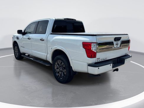 Used 2017 Nissan Titan Platinum Reserve AWD/4WD image 6