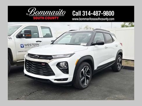 Used 2023 Chevrolet TrailBlazer RS w/ Convenience Package image 1