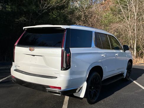 Used 2021 Cadillac Escalade Premium Luxury w/ Performance Package image 5