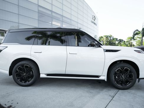 New 2026 INFINITI QX80 SPORT w/ Sport Exterior Package image 23