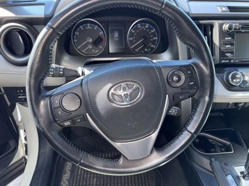 Used 2018 Toyota RAV4 XLE image 10