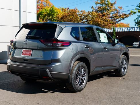 New 2026 Nissan Rogue S image 6