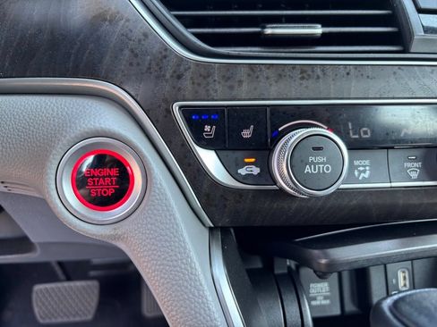 Used 2018 Honda Accord Touring image 36