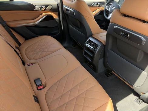 New 2026 BMW X5 xDrive40i AWD/4WD image 14
