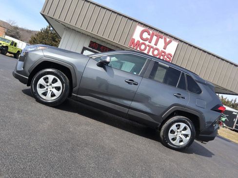Used 2019 Toyota RAV4 LE w/ All Weather Liner Package image 14