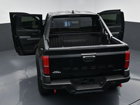 New 2025 Toyota Tacoma Trailhunter image 27