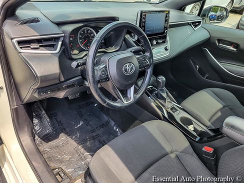Used 2020 Toyota Corolla SE w/ SE Premium Package FWD image 10