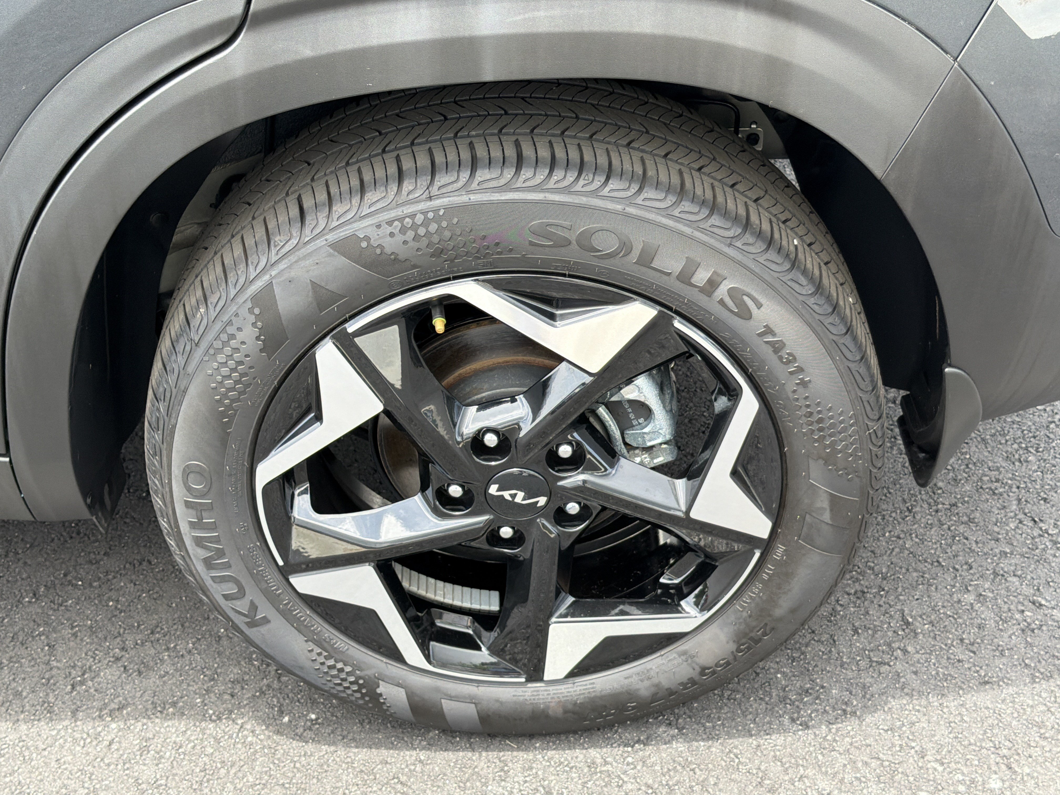 Certified 2025 Kia Seltos S FWD image 19