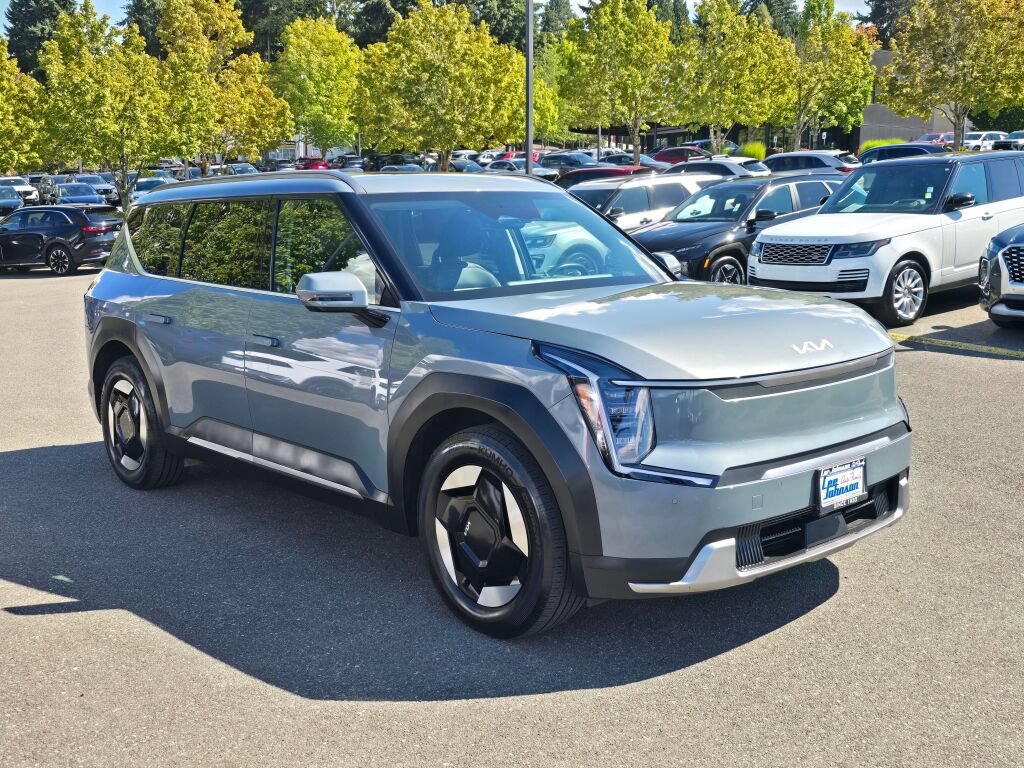 Certified 2024 Kia EV9 Wind AWD/4WD image 3