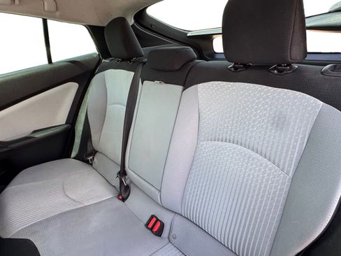Used 2017 Toyota Prius Two w/ Carpet Mat Package FWD image 16