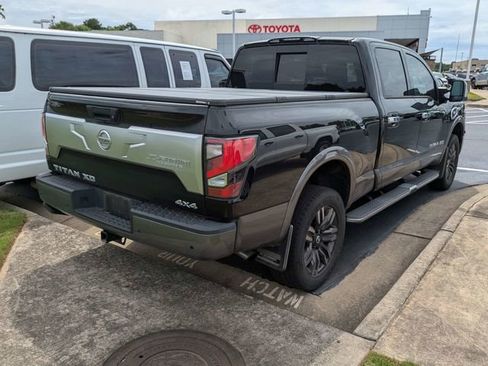 Used 2021 Nissan Titan Platinum Reserve w/ Moonroof Package AWD/4WD image 5