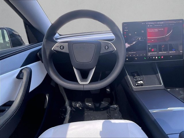 Used 2026 Tesla Model Y 2WD image 7