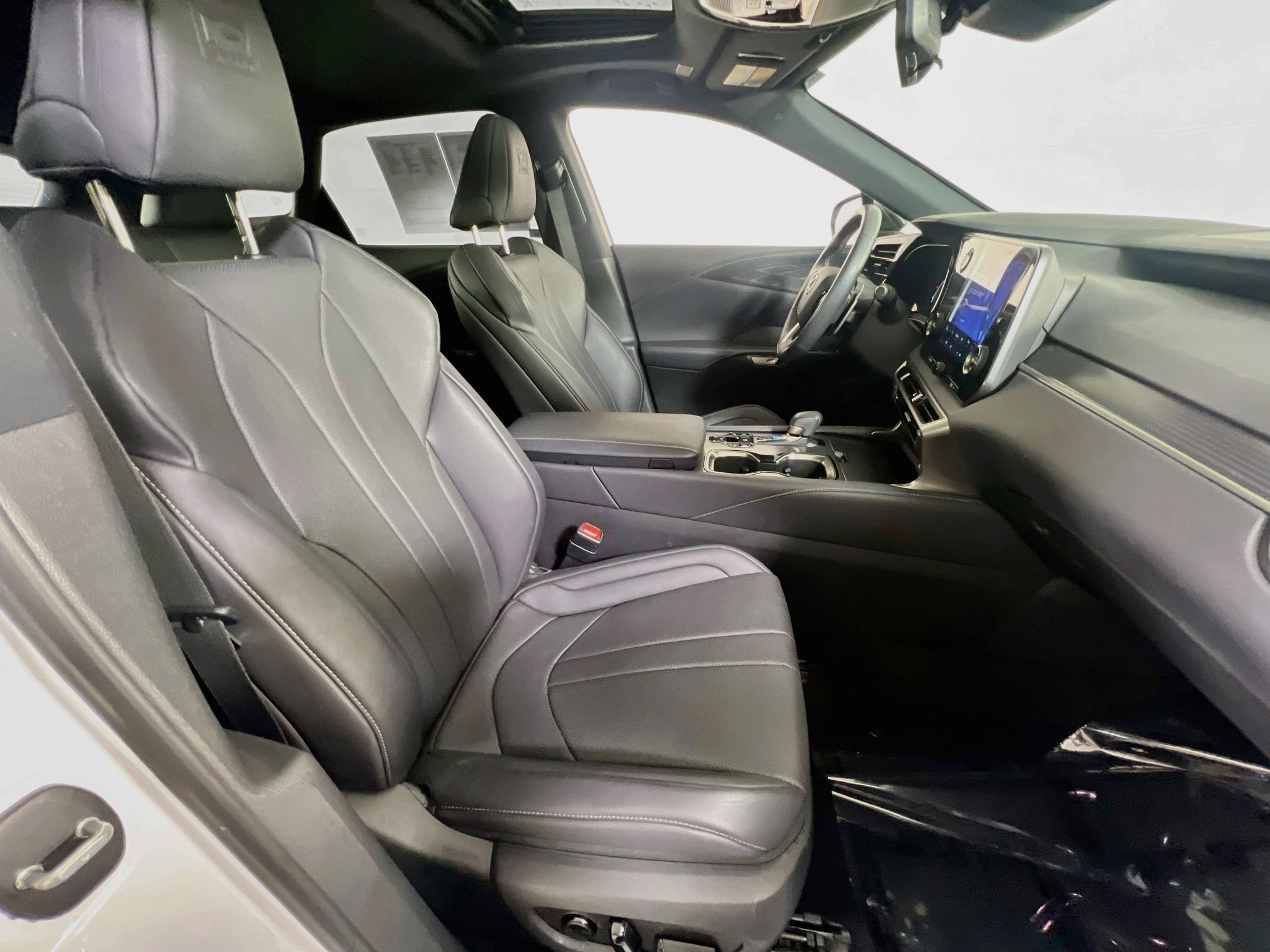 Used 2023 Lexus RX 350 F Sport w/ Cold Area Package AWD/4WD image 28