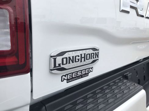 New 2025 RAM 2500 Limited AWD/4WD image 8