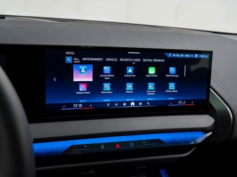 Certified 2025 BMW X3 xDrive30i w/ Premium Package image 30