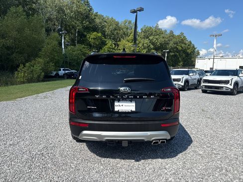 Used 2020 Kia Telluride S FWD image 3