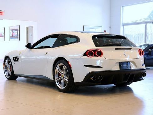 Certified 2018 Ferrari GTC4Lusso image 2