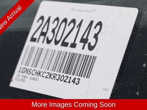 Used 2019 Chevrolet Suburban LT w/ Luxury Package RWD image 12