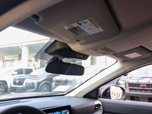 New 2026 Nissan Kicks SV image 13