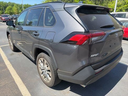 Used 2023 Toyota RAV4 XLE Premium FWD image 6