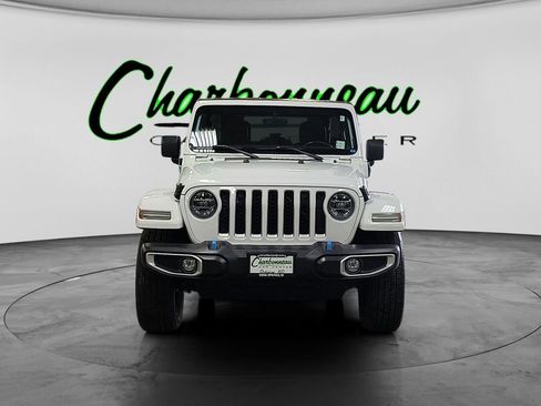 Used 2022 Jeep Wrangler Unlimited Sahara w/ Cold Weather Group image 8