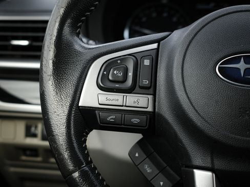 Used 2017 Subaru Forester 2.5i Limited image 20