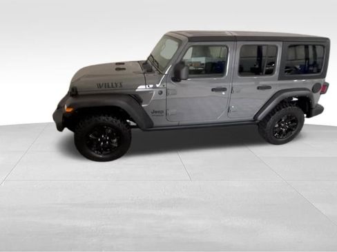 Used 2022 Jeep Wrangler Unlimited Sport image 26