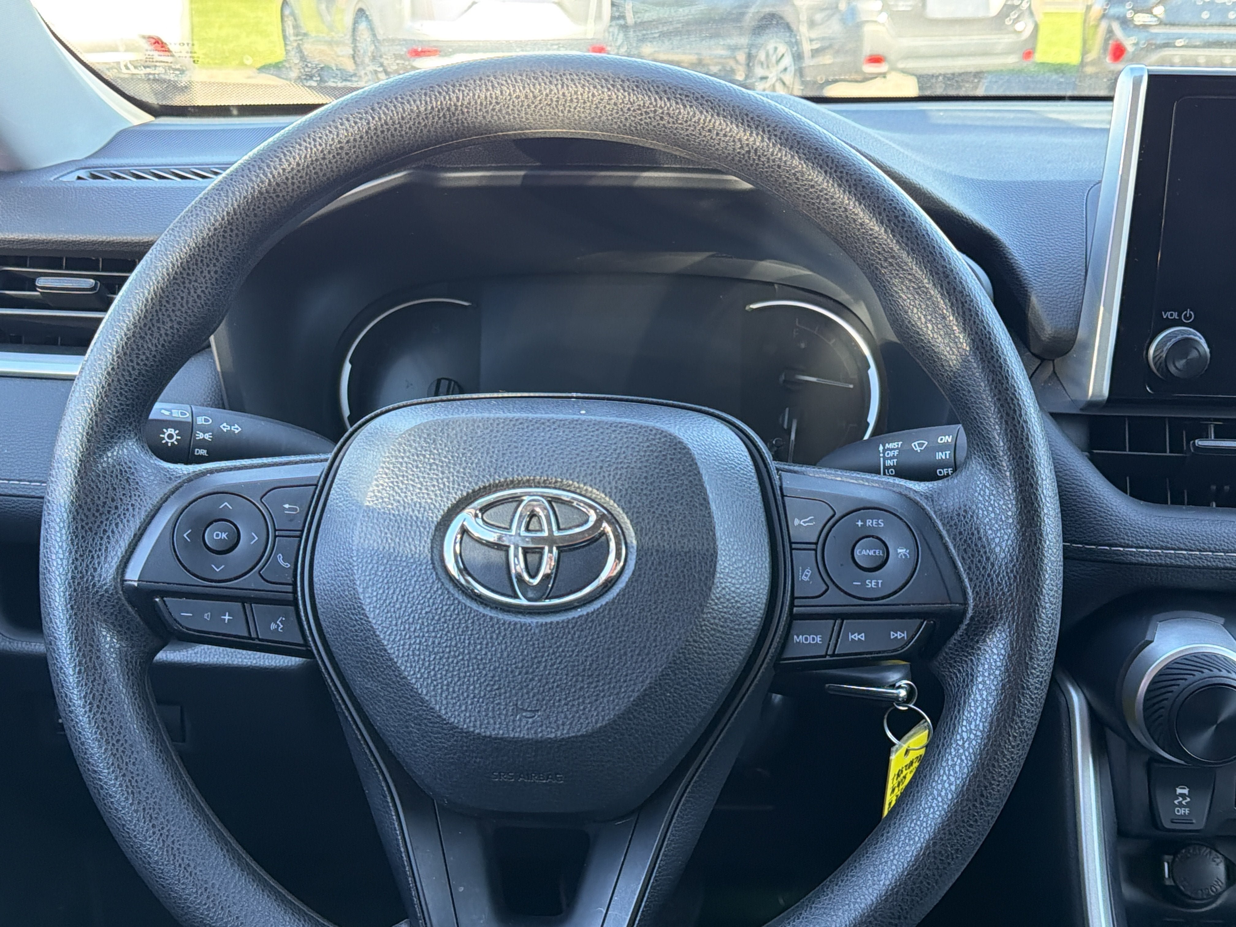 Used 2024 Toyota RAV4 LE AWD/4WD image 13