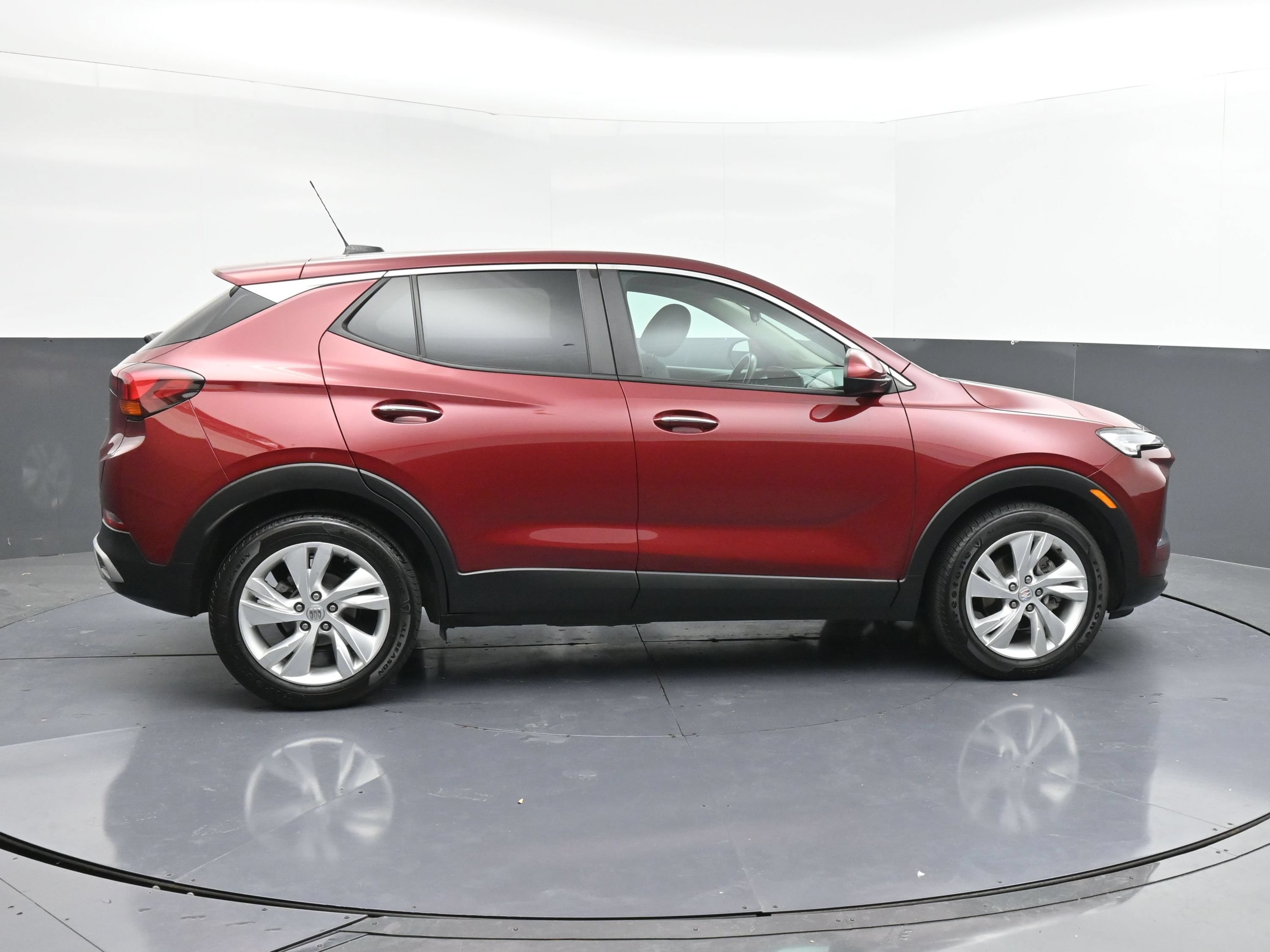 Used 2024 Buick Encore GX Preferred FWD image 9