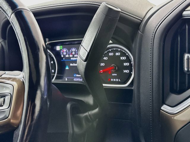Used 2022 Chevrolet Silverado 3500 High Country AWD/4WD image 18