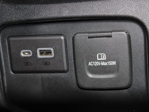 Used 2023 Chevrolet Blazer RS w/ Enhanced Convenience Package FWD image 32