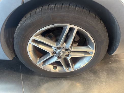 Used 2017 Hyundai Santa Fe Limited w/ Cargo Package image 15