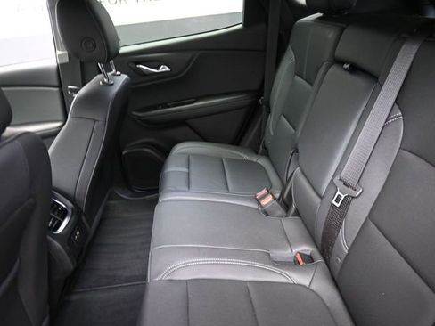 Used 2024 Chevrolet Blazer LT w/ LPO, Black Grille Bar Package FWD image 22