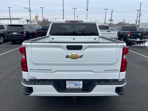 Used 2022 Chevrolet Silverado 1500 Custom image 6