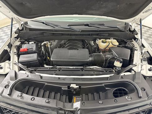 Used 2022 Cadillac Escalade ESV Sport Platinum w/ LPO, ONYX Package image 32