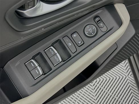 Certified 2025 Honda Accord SE image 21