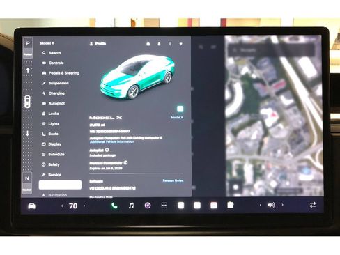 Used 2024 Tesla Model X image 26