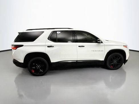 Used 2020 Chevrolet Traverse Premier w/ Redline Edition AWD/4WD image 9
