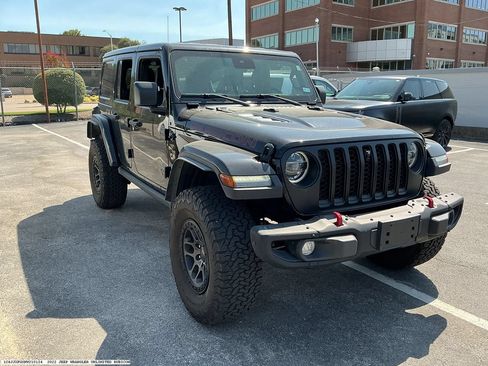 Used 2022 Jeep Wrangler Unlimited Rubicon w/ Xtreme Recon 35" Tire Package AWD/4WD image 4