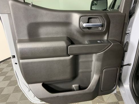 Used 2025 GMC Sierra 1500 Pro w/ Convenience Package image 23