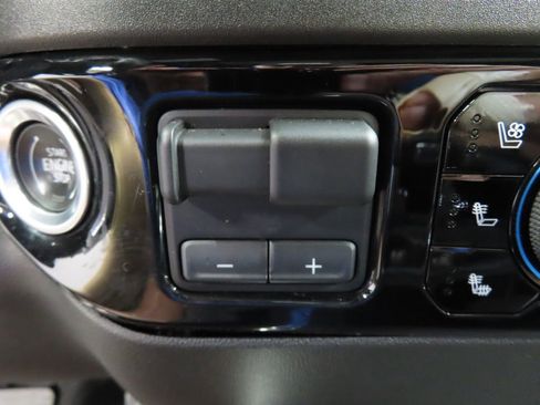 Used 2024 Chevrolet Silverado 2500 High Country AWD/4WD image 70