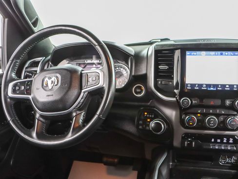 Used 2022 RAM 1500 Big Horn AWD/4WD image 19