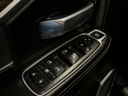 Used 2020 RAM 3500 Laramie image 26