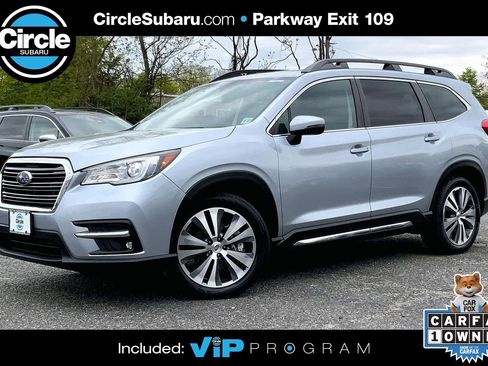 Certified 2022 Subaru Ascent Limited w/ Technology Package AWD/4WD image 1