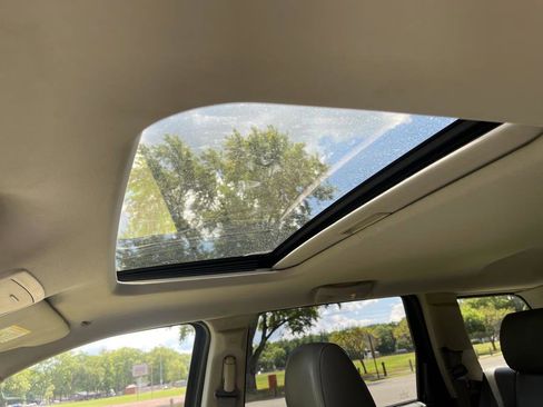 Used 2007 Jeep Grand Cherokee Limited image 32