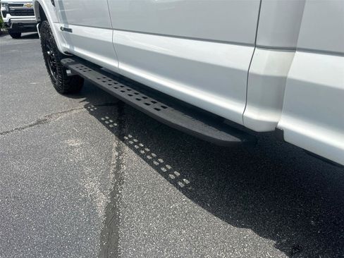 Used 2022 Ford F350 Lariat w/ Tremor Off-Road Package AWD/4WD image 16