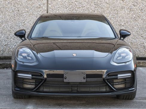 Used 2018 Porsche Panamera Turbo image 8